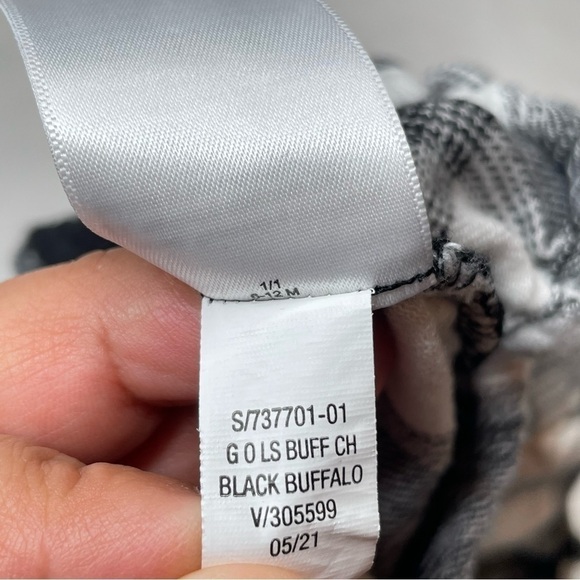 Old Navy long-Sleeve ruffle-Trim buffalo plaid one-Piece romper 6-12 M - Picture 5 of 10